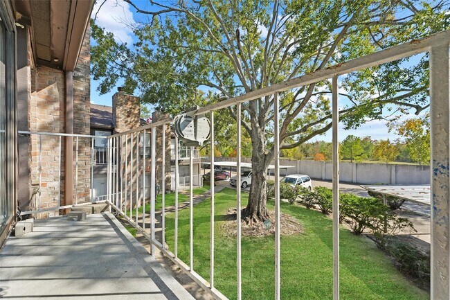 Building Photo - 6633 W Airport Blvd