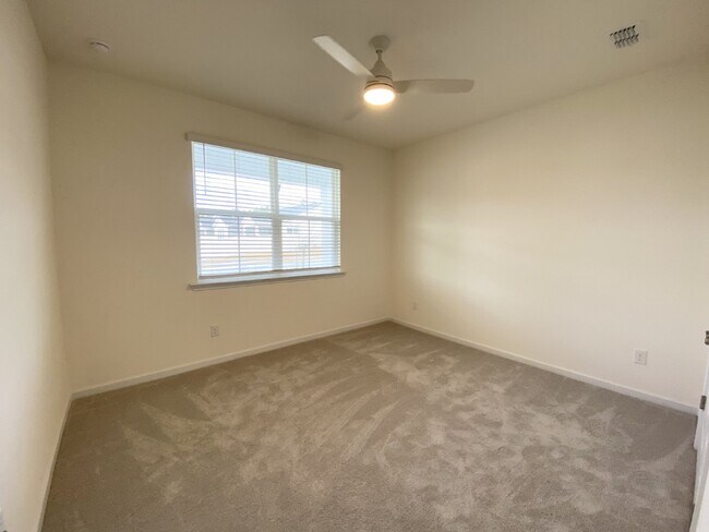 Building Photo - Light, Bright and Beautiful New Construction Home!