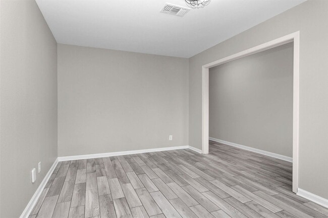 Building Photo - 3600 W Davis St