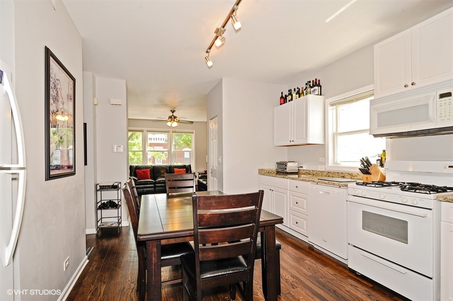 Kitchen - 1742 W Julian St