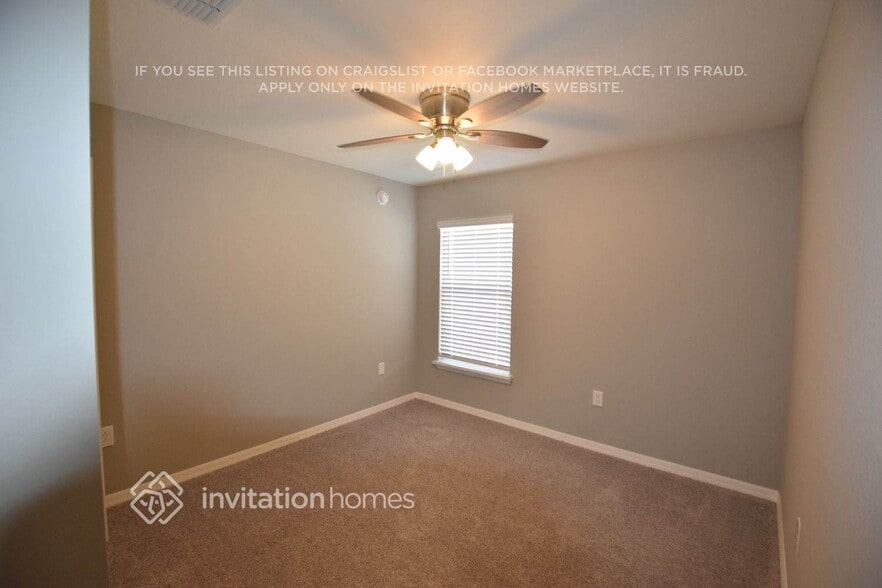 Building Photo - 3810 Willow Ridge Dr
