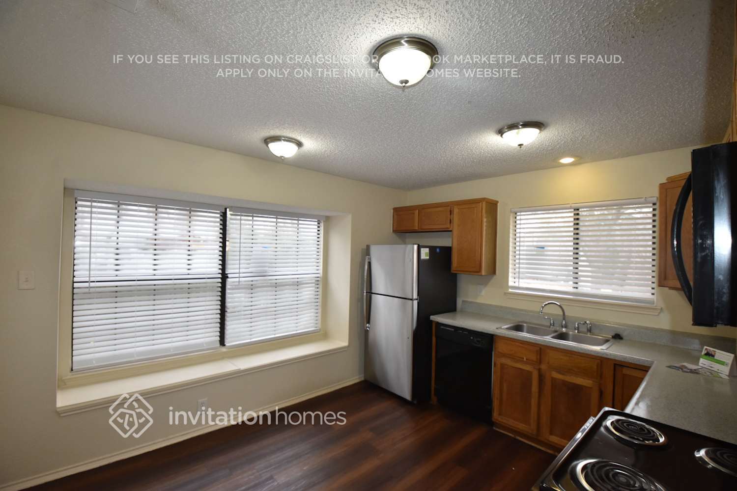 Building Photo - 6919 Cedar Knoll Dr