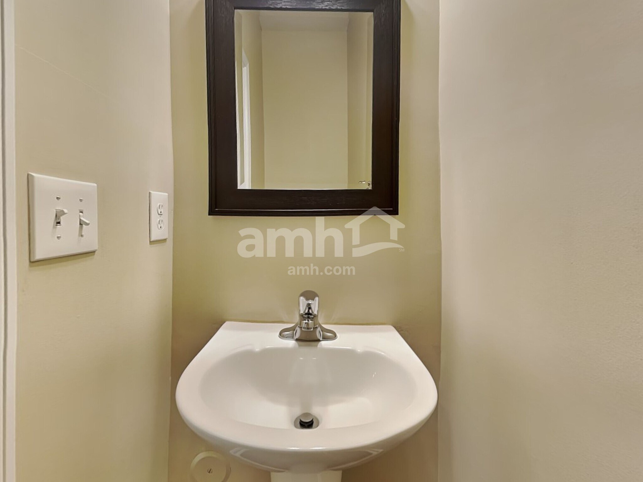 Building Photo - 4 Byswick Ct