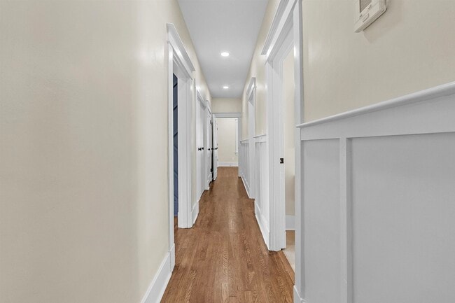 Building Photo - 2245 Monroe Ave