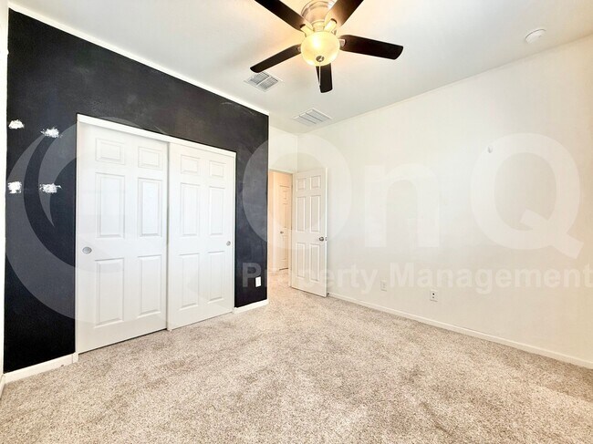 Building Photo - 3726 E Dogwood Dr