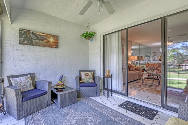 Building Photo - 21662 Arriba Real