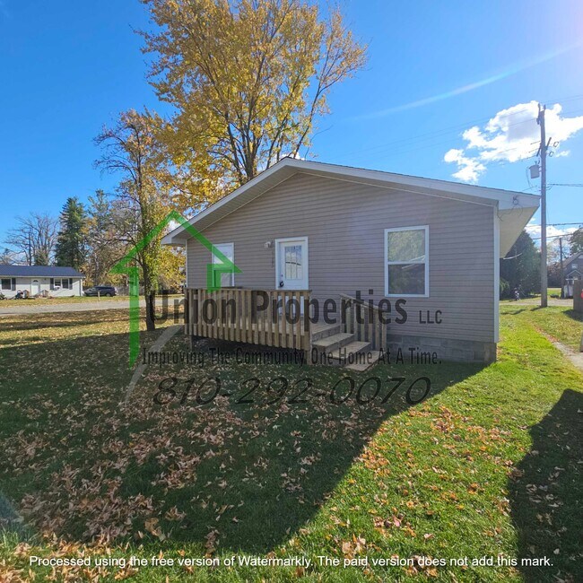 Building Photo - 4205 Vine St