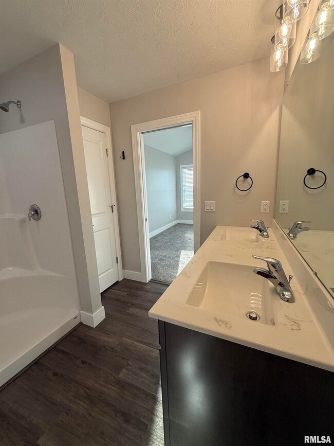Building Photo - 4519 Castle Pines Dr