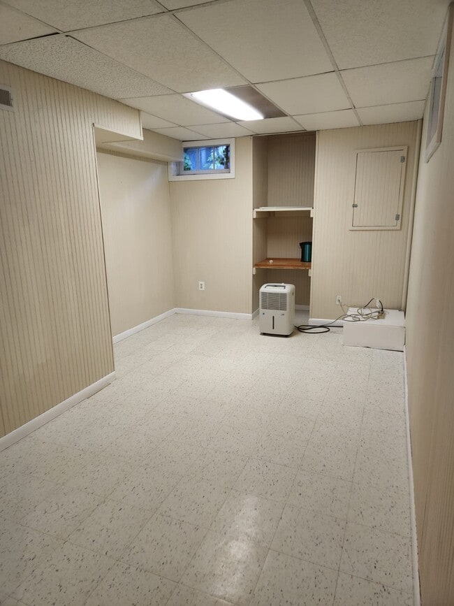 Building Photo - 295 Gemini Dr