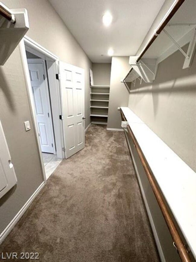 Building Photo - Smart Home. Henderson Beauty In Gated Comm...