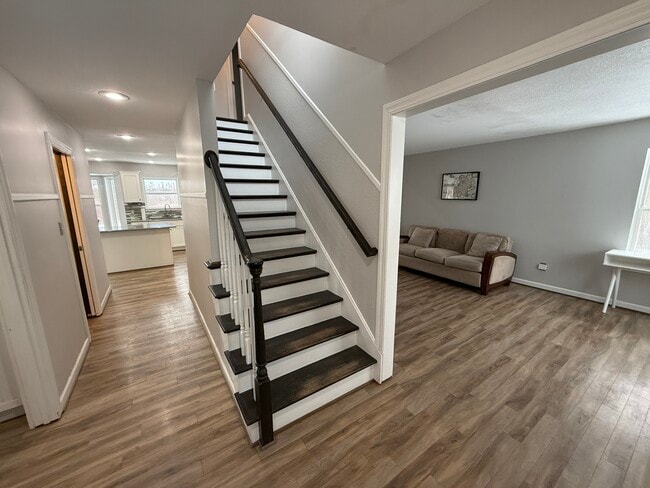 Building Photo - 1719 Charms Rd