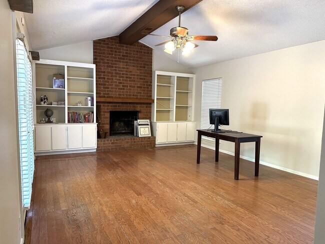 Building Photo - 5260 Brantford Ave