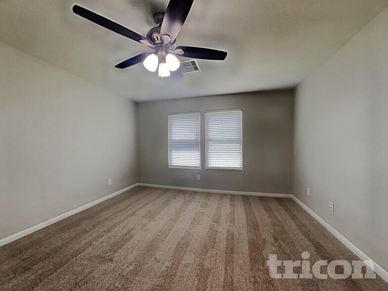 Building Photo - 930 Salado Slough Ln