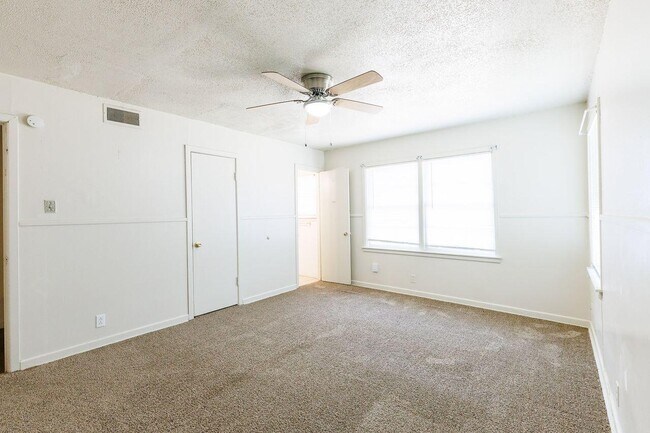 Building Photo - 4209 38th St