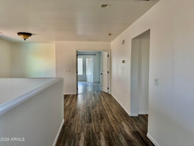 Building Photo - 3340 S Sunland Dr
