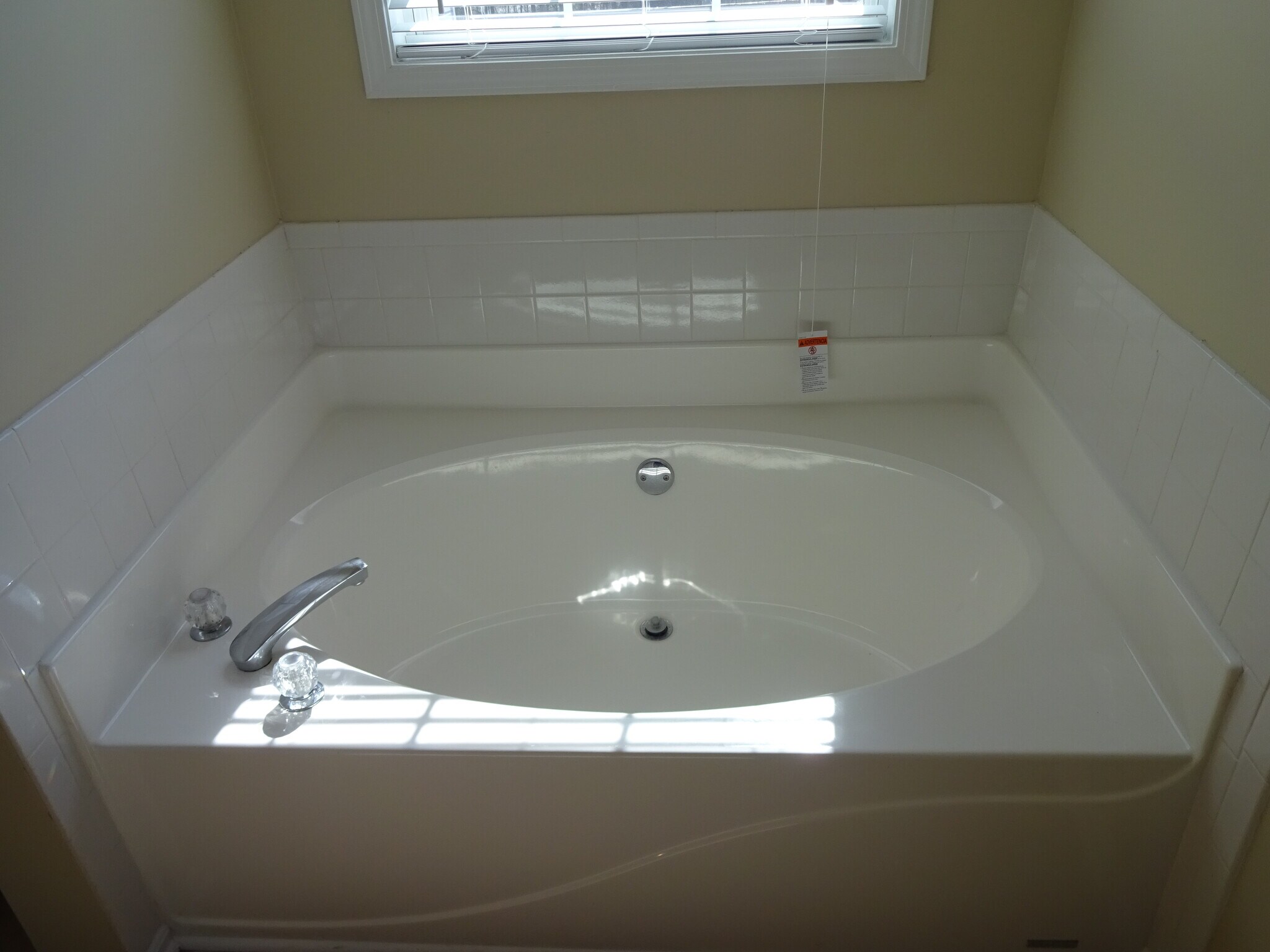 Building Photo - 304 High Point Pl