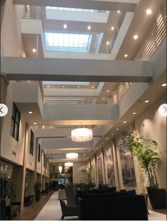 Building Photo - 127 N Tryon St