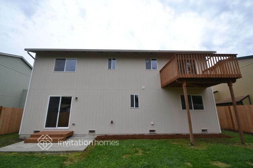 Building Photo - 6323 94th St NE