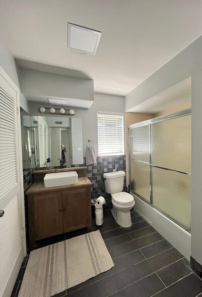 Building Photo - 2201 Montreat Cir