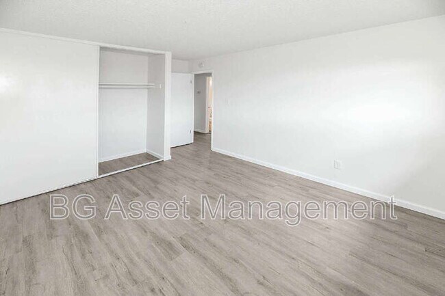 Building Photo - 412 San Marco St