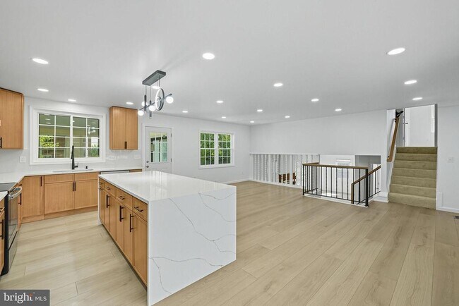 Building Photo - 13546 Tabscott Dr