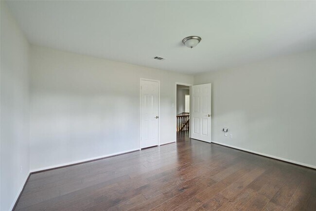 Building Photo - 12402 Stafford Springs Dr