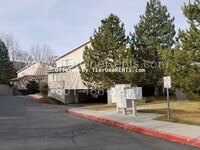 Building Photo - NO DEPOSIT option available for qualified ...