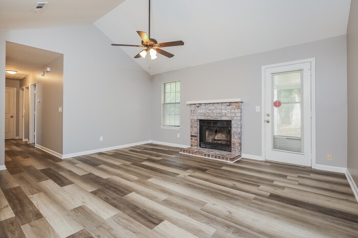 Building Photo - 108 Edythe Ct