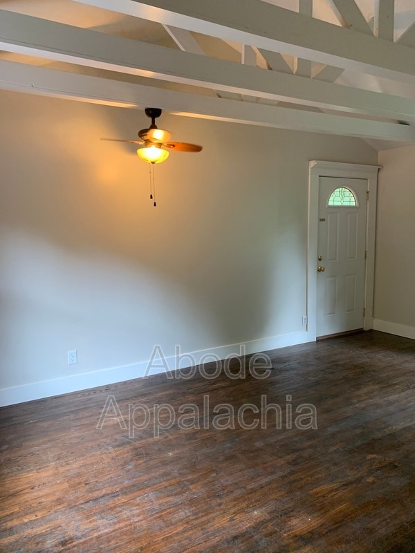 Building Photo - 41 Mullins Hl