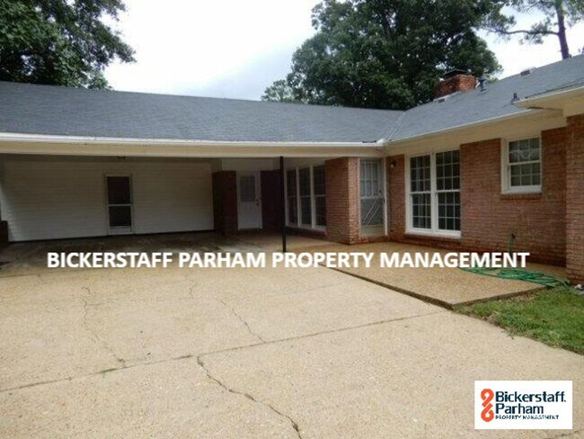 Building Photo - Luxury, Location, and Convenience. Near Heath Park!!