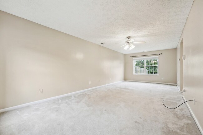 Building Photo - 2005 Rathie Dr