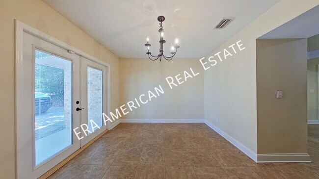 Building Photo - 415 John King Rd