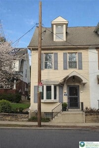 Building Photo - 513 Cattell St