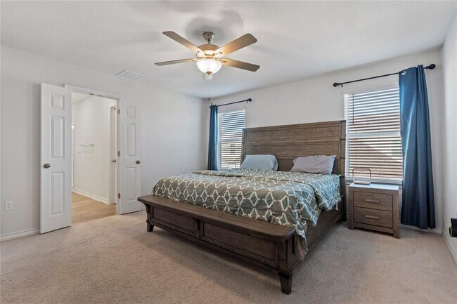 Building Photo - 3007 Salvidar Bend