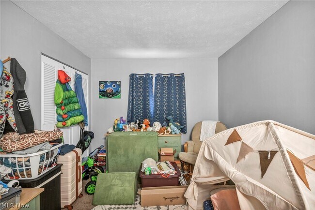 Building Photo - 5200 Royalton Rd