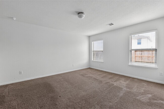 Building Photo - 6014 Wakanda Ln