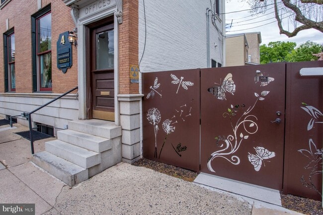 Primary Photo - 41 Bridge St
