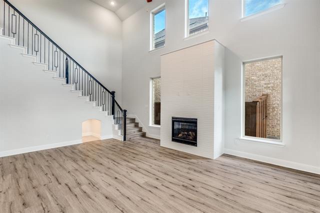 Building Photo - 1435 Wittington Pl