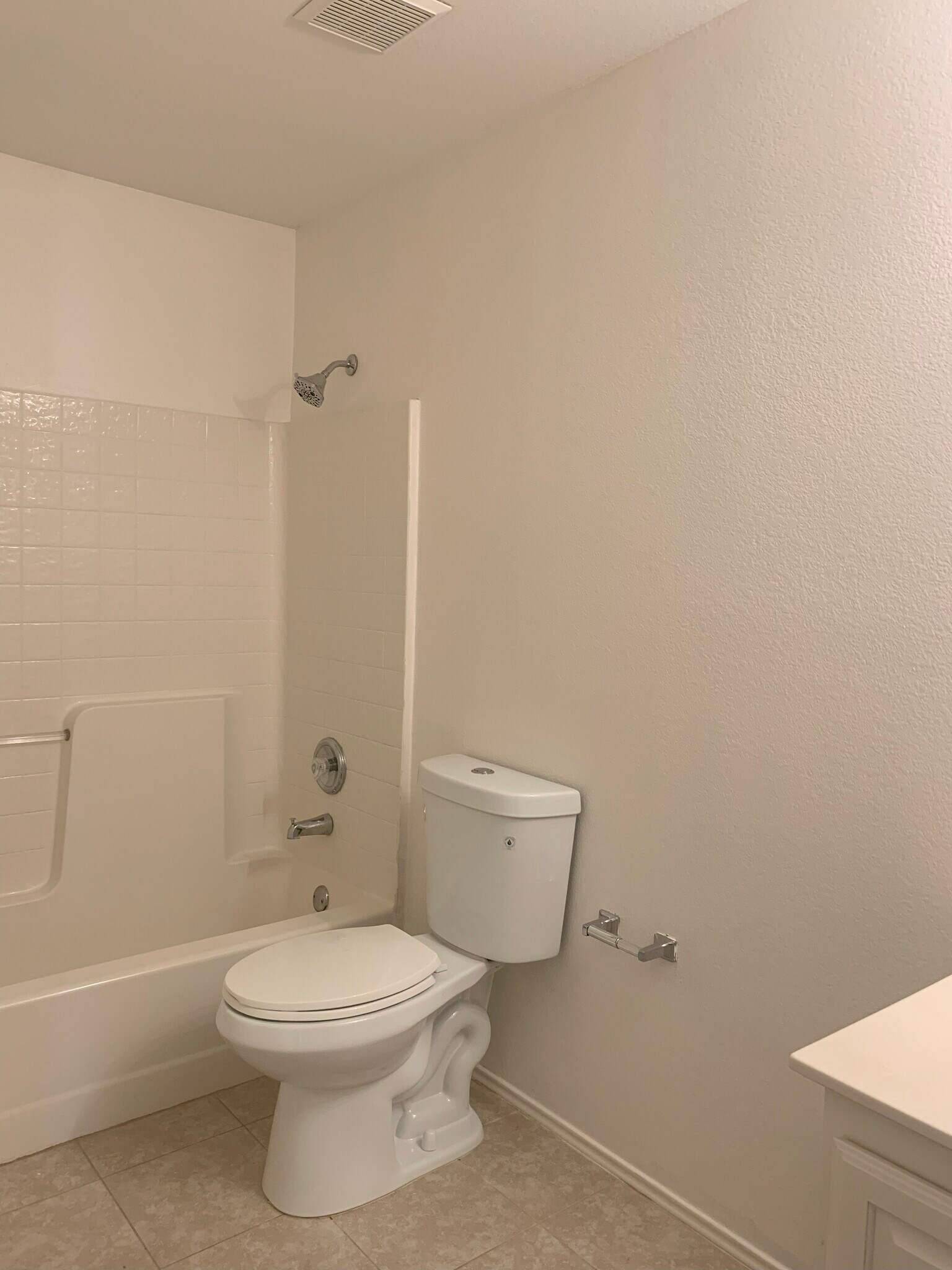 Building Photo - 3204 Paradise Valley Dr
