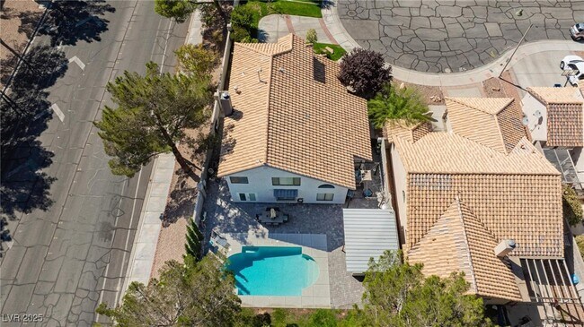 Building Photo - 2932 Whalers Cove Cir