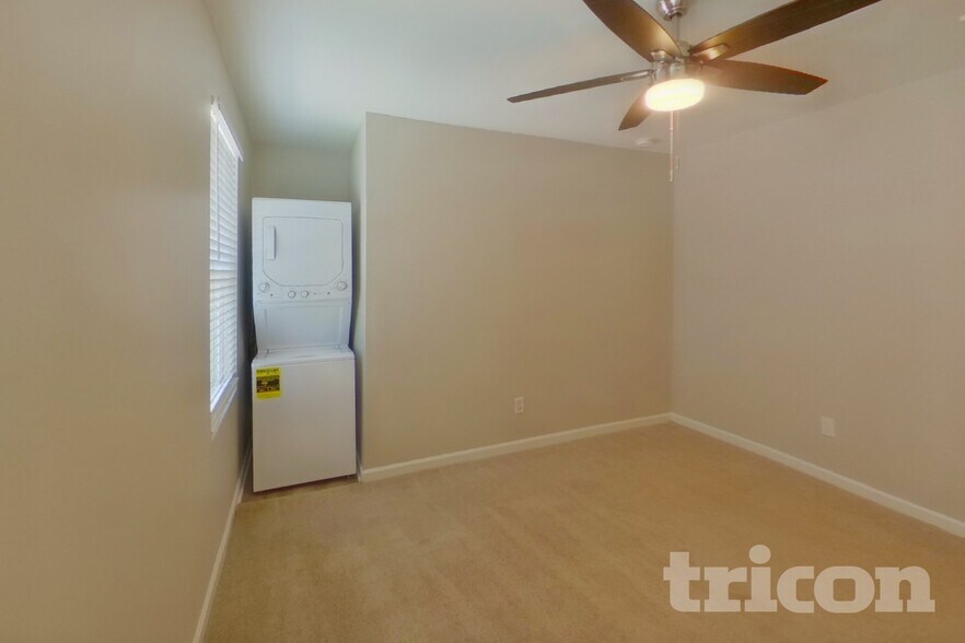 Building Photo - 155 Tybo Dr