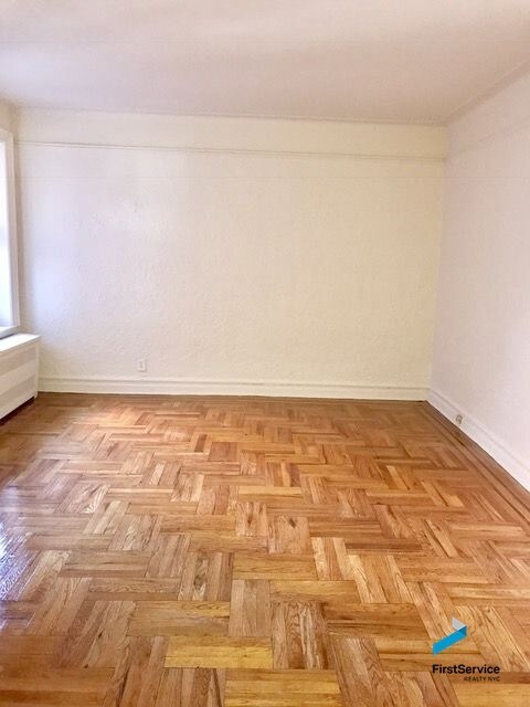 Floorplan - 850 East 31 St