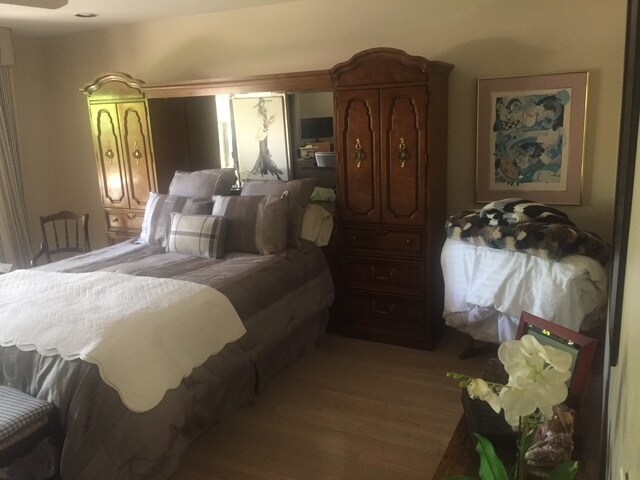 Guest Bedroom - 23 Duke Dr