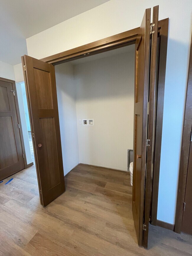 Building Photo - 1005 Morning Star Ln