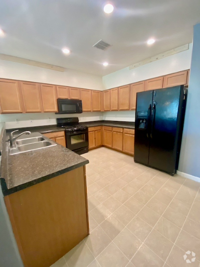 Building Photo - Single Story Blue Horizon Rental Home