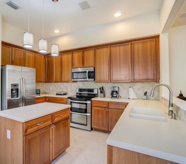 Building Photo - 8712 The Esplanade