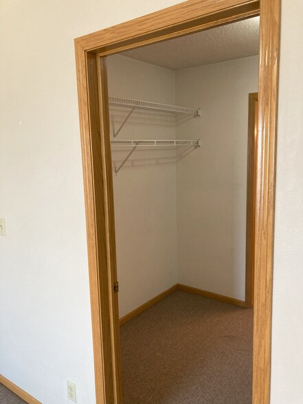 Building Photo - 1603 Breca Ridge Dr