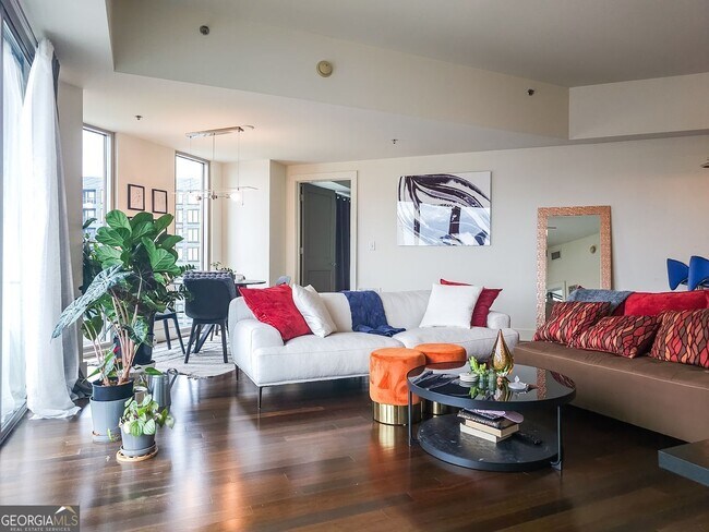 Building Photo - 1100 Howell Mill Rd NW