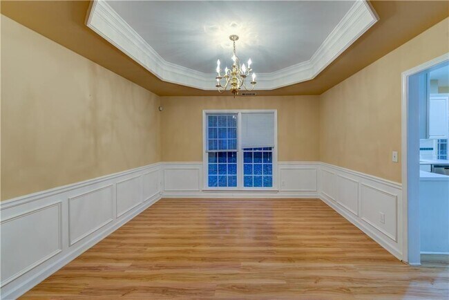 Building Photo - 1429 Oglethorpe Dr