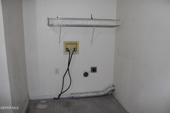 Building Photo - 12477 Sombra Fuerte Dr